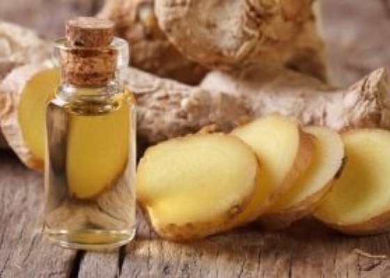 TINH DẦU GỪNG THIÊN NHIÊN